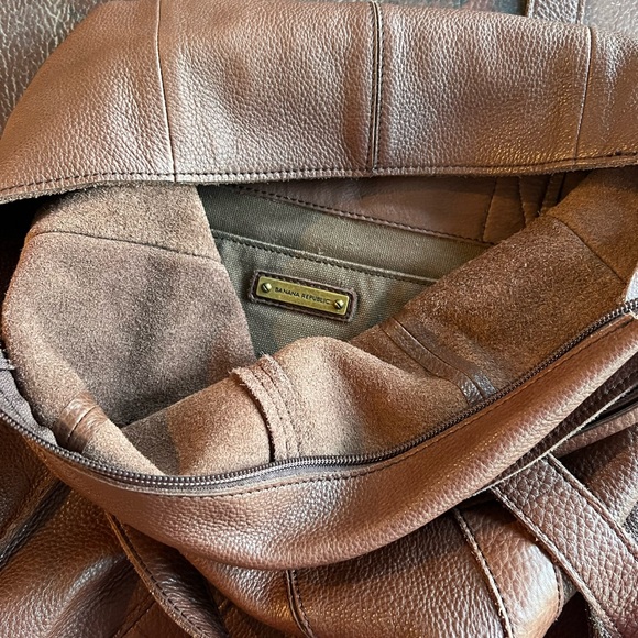 Banana Republic Brown Leather Zippered Shoulder Bag - Picture 7 of 7